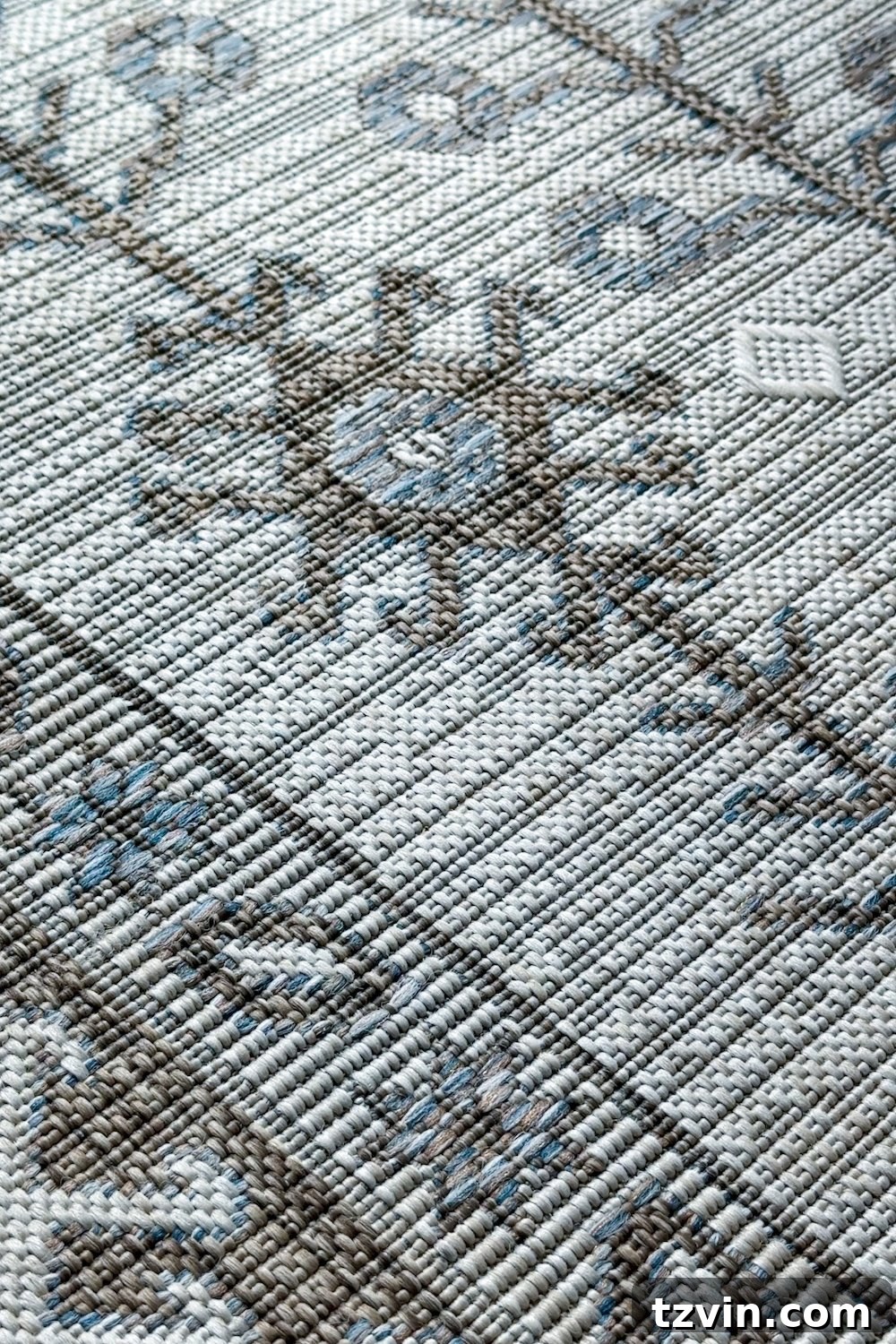The Game-Changing Dining Rug Hack 5 easy to clean rug for a dining room