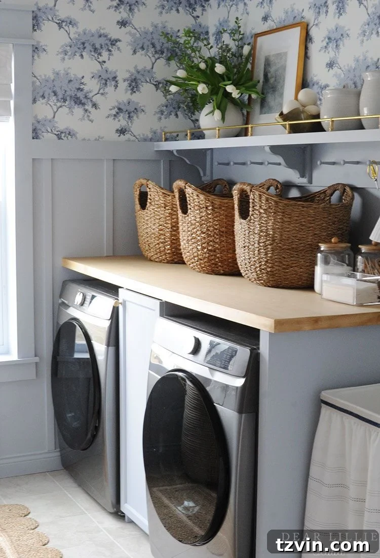 Compact Laundry Room Ideas for Ultimate Efficiency 22 laundry room wallpaper
