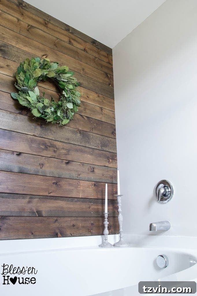 Minimalist Bathroom Wall | Blank Wall Decor Ideas | Rustic Industrial Space