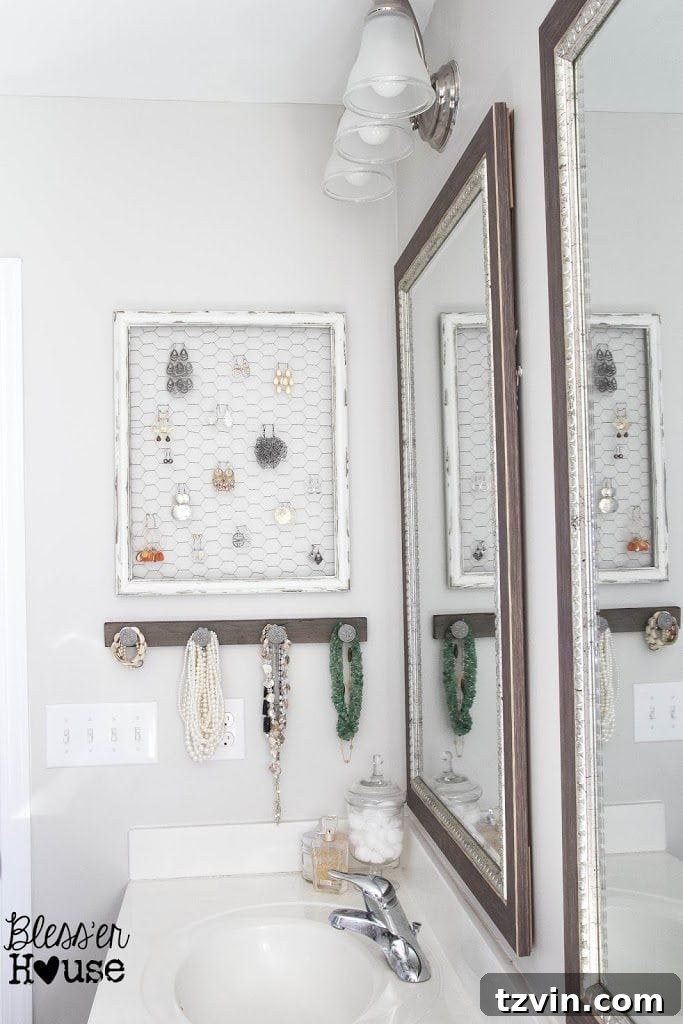 Rustic Industrial Bathroom Details | Storage Solutions | Home Organization