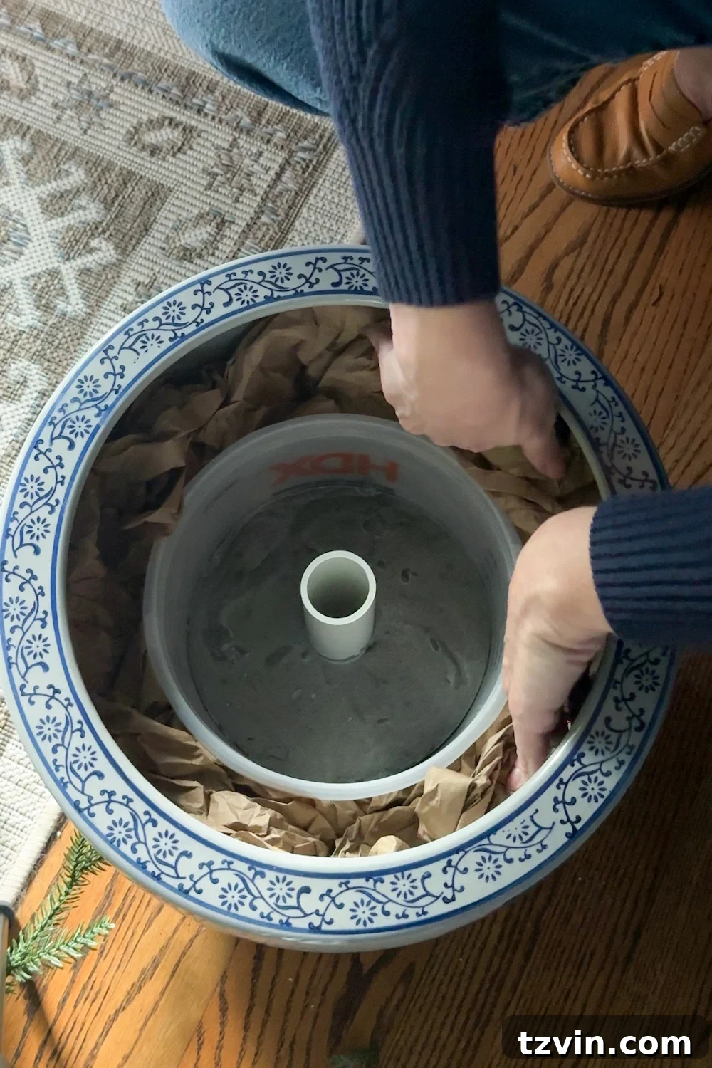 DIY Christmas Tree Stand Planter Pot