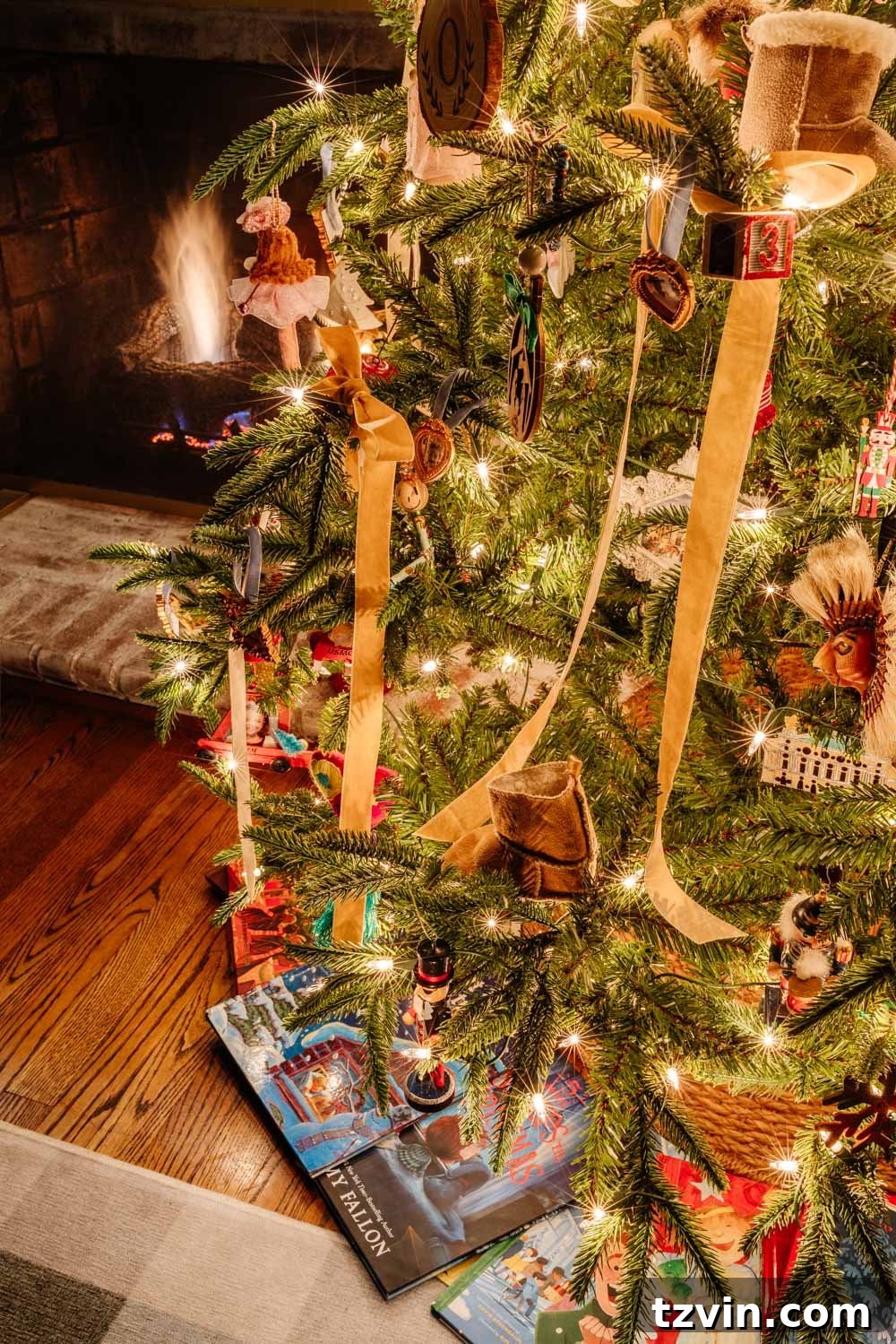 Modern Traditional Candlelight Christmas Home Tour