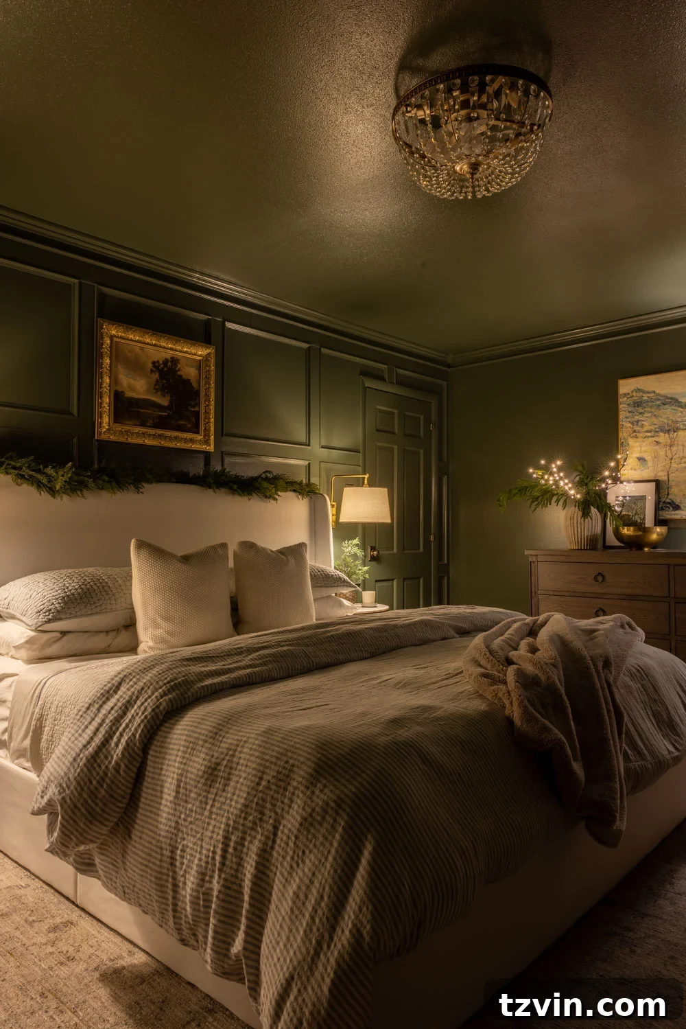 Modern Traditional Candlelight Christmas Home Tour