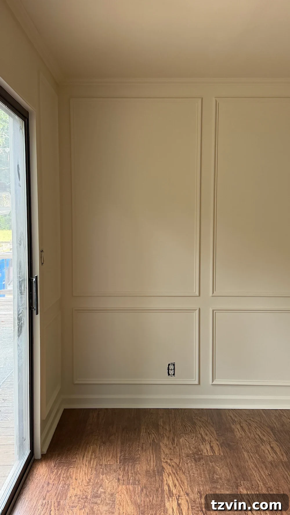 White Paint Colors for Every Room Direction (Compass Trick) 4 Behr Mourning Dove